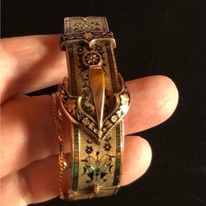 Victorian era gold cuff bracelet.
